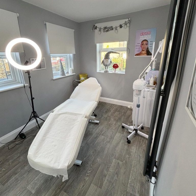 Beauty treatment room for lip fillers, russian lips, botox and more....